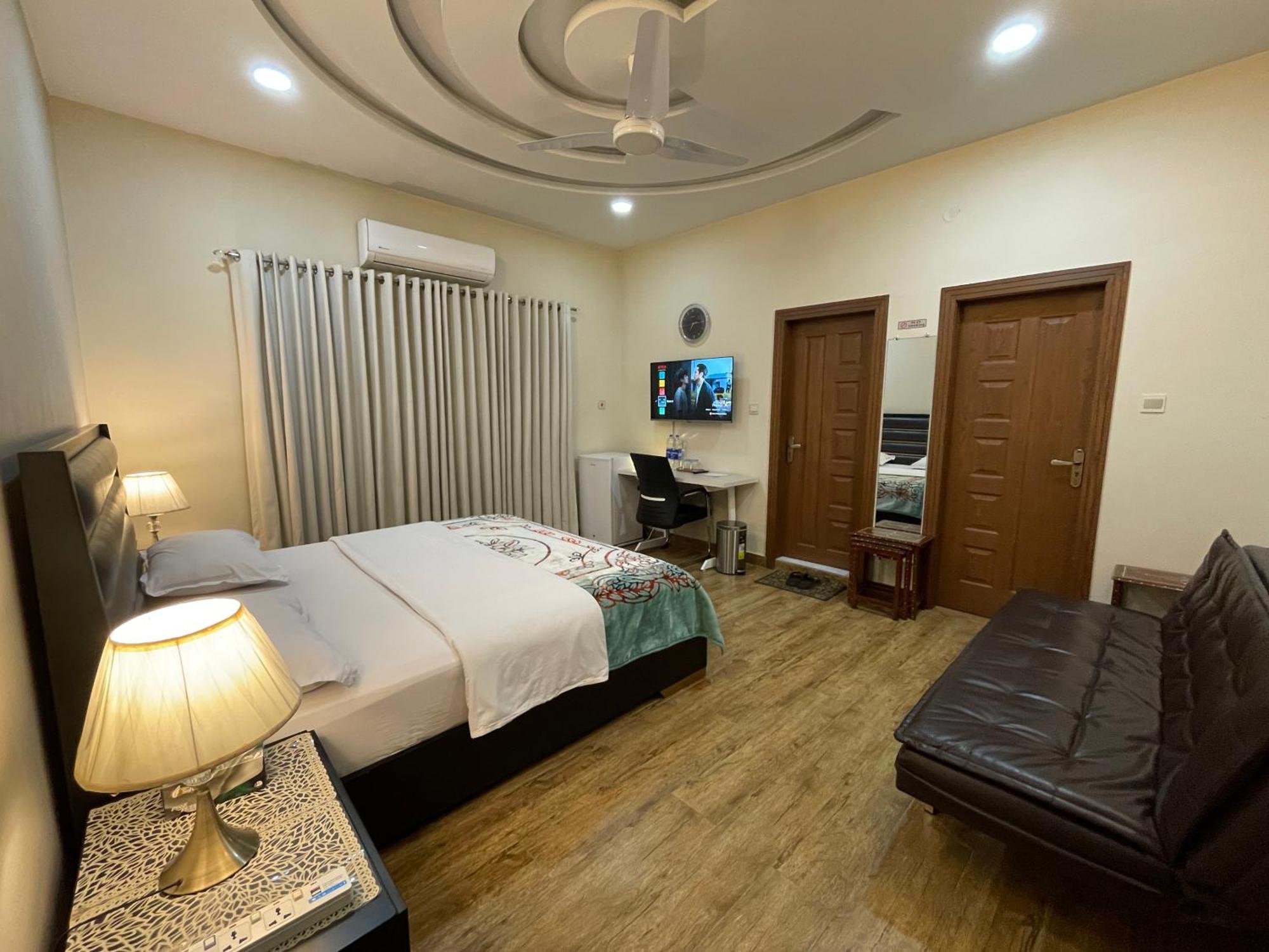 Alpha Guest House Rawalpindi Exterior photo